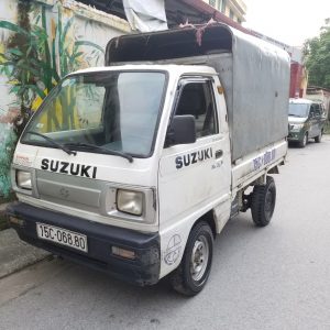 Xe tải cũ Suzuki 5 tạ đời 2002 kín